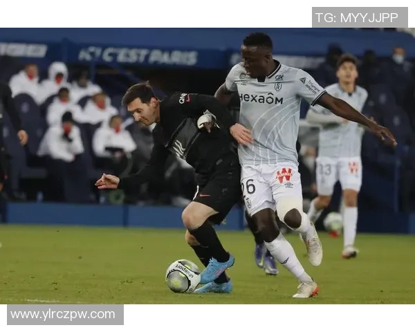 世纪联盟足球引领全球足球新潮流助力年轻球员成长与发展